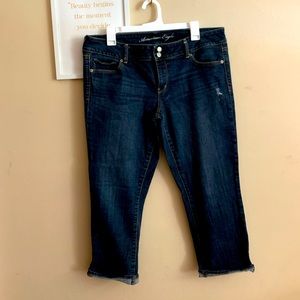 American Eagle Cropped Jeans